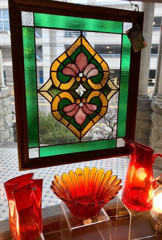 Stained_Glass_with_Tang_Blenko.jpg
